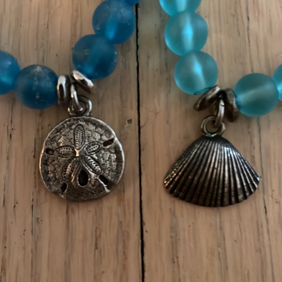 ⭐️Host Pick ⭐️ Sea Glass Bracelets with shell and sand dollar charms - Picture 4 of 4